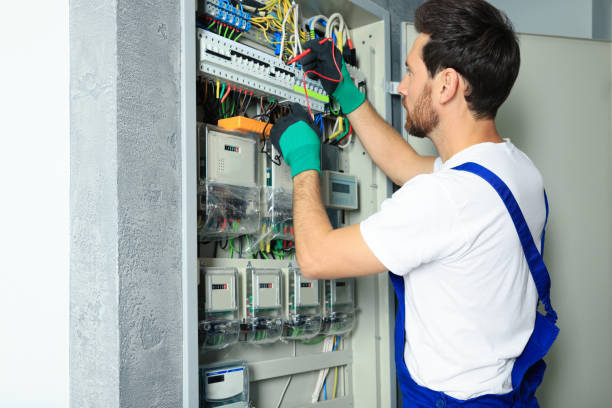 Best Affordable Emergency Electrician  in Jefferson, OH